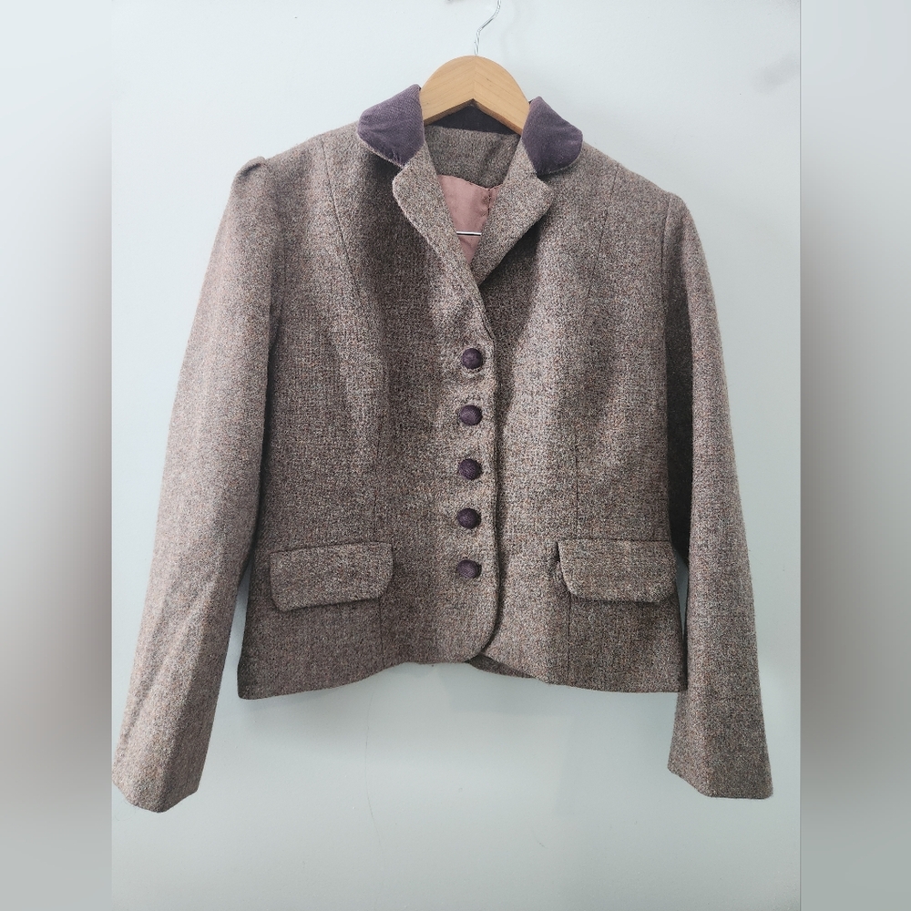 Vintage Women's Tweed Blazer And Skirt Suit with Purple Accents - Small